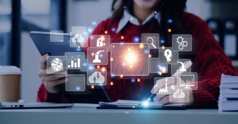 Digital transformation technology strategy, digitization and digitalization of business processes and data, optimize and automate operations, customer service management, internet and cloud computing